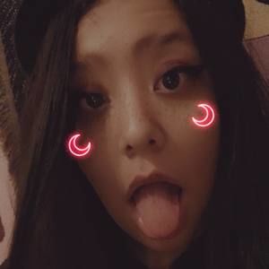 Meet your Posher, Ellie